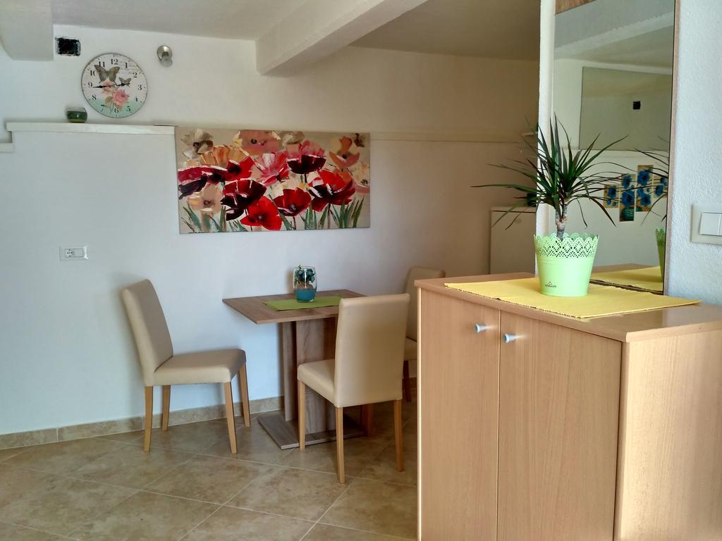 Apartment Igraliste Mirakul Seget Vranjica Ngoại thất bức ảnh